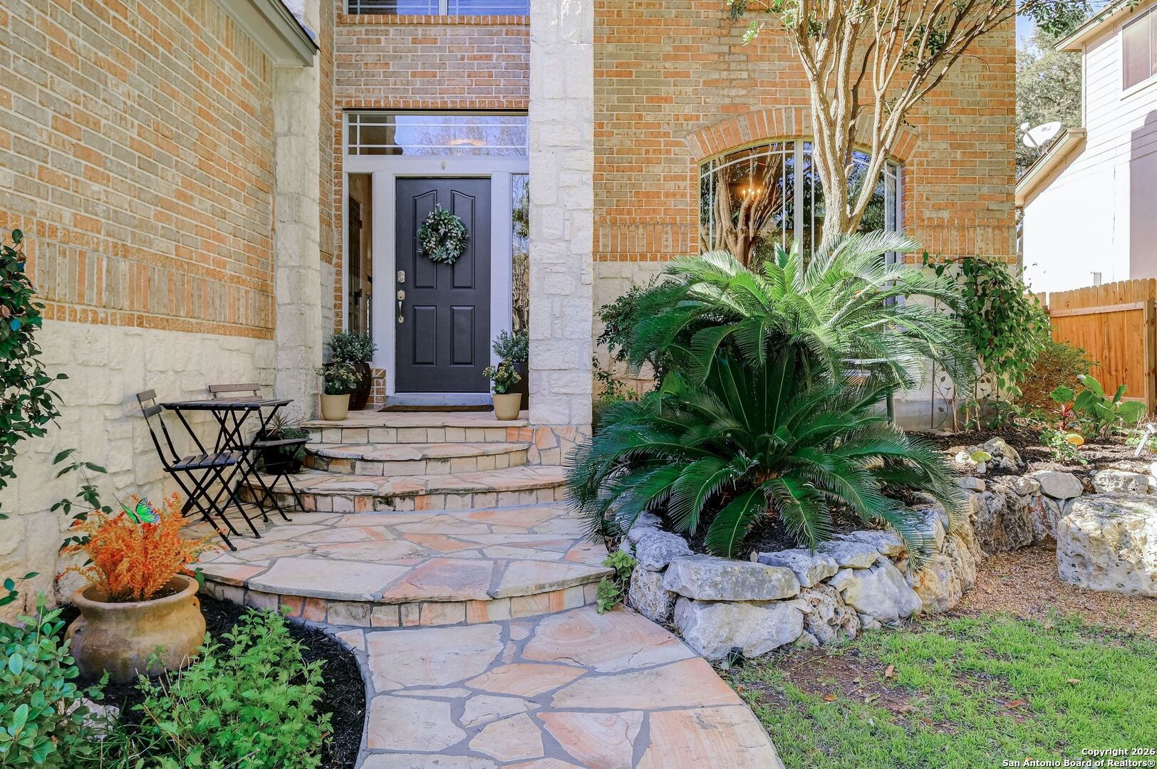 1515 Belclaire