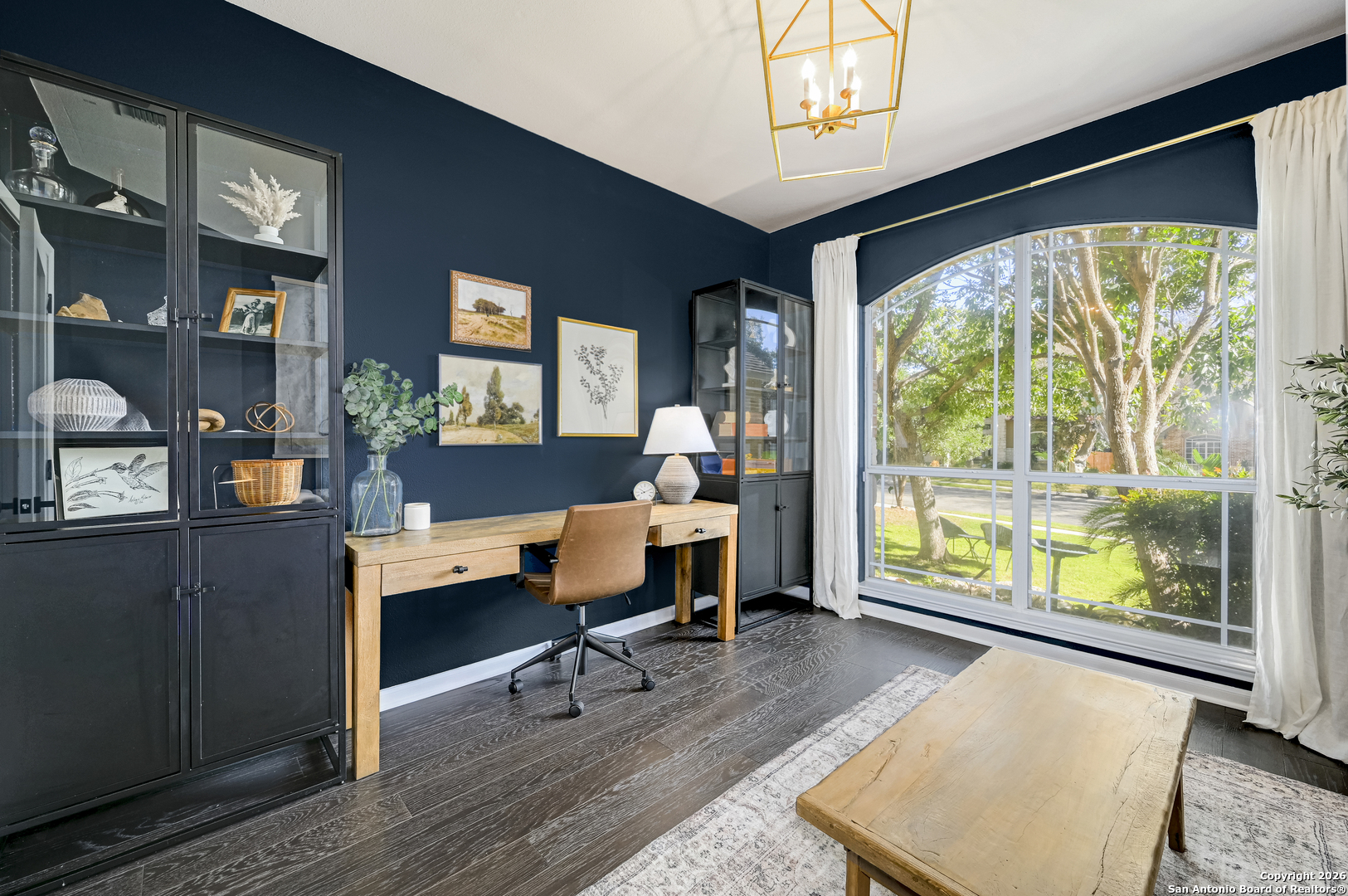 1515 Belclaire
