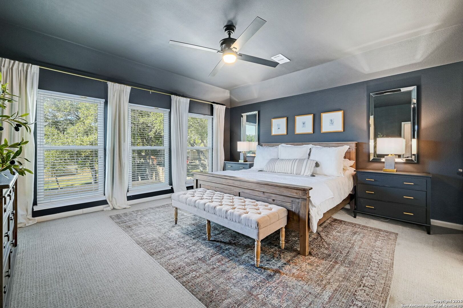 1515 Belclaire