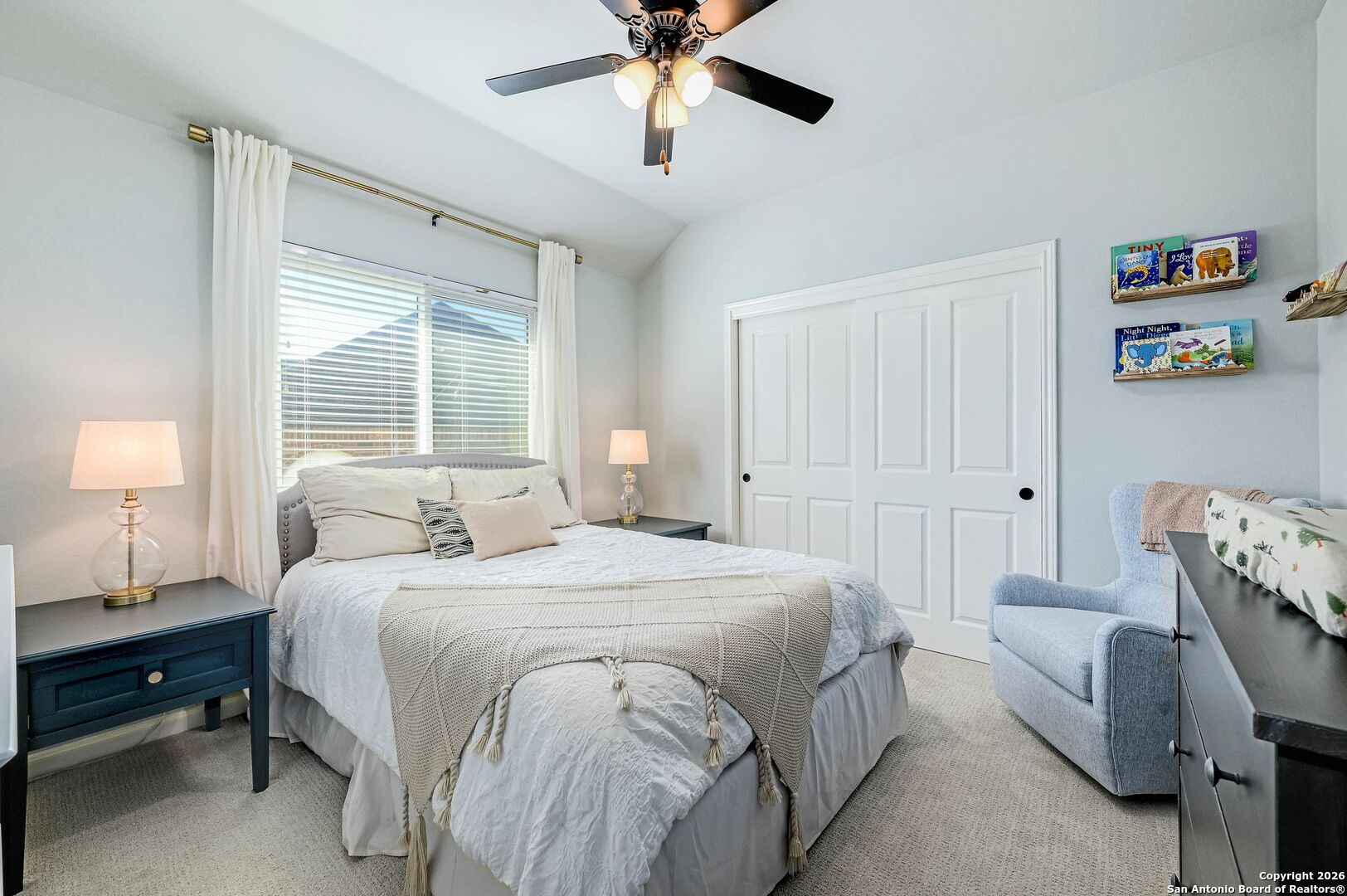 1515 Belclaire
