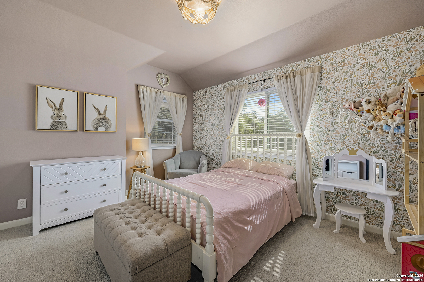 1515 Belclaire