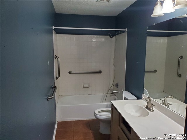 6406 Maverick Trail
