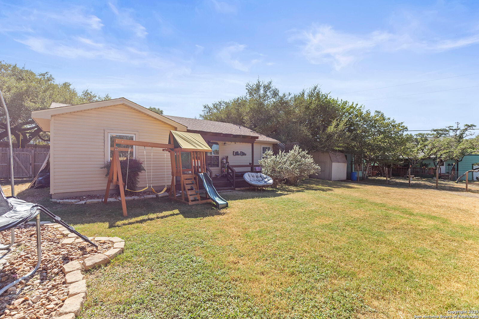 204 Lake Park