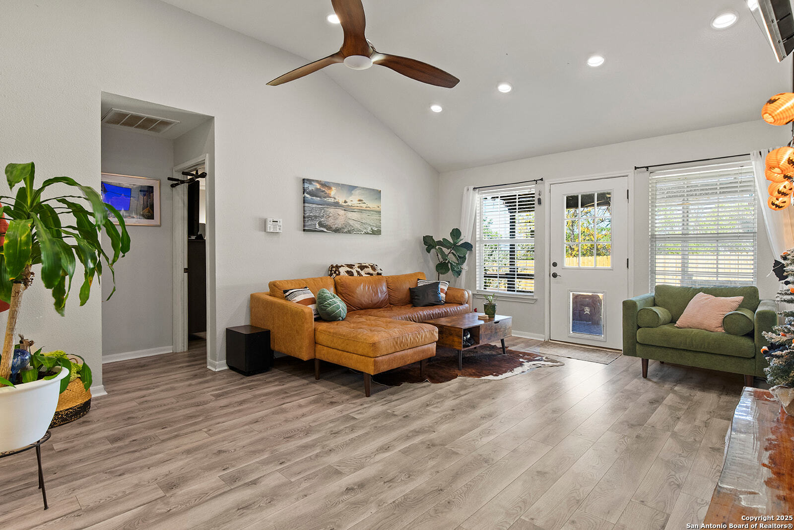204 Lake Park