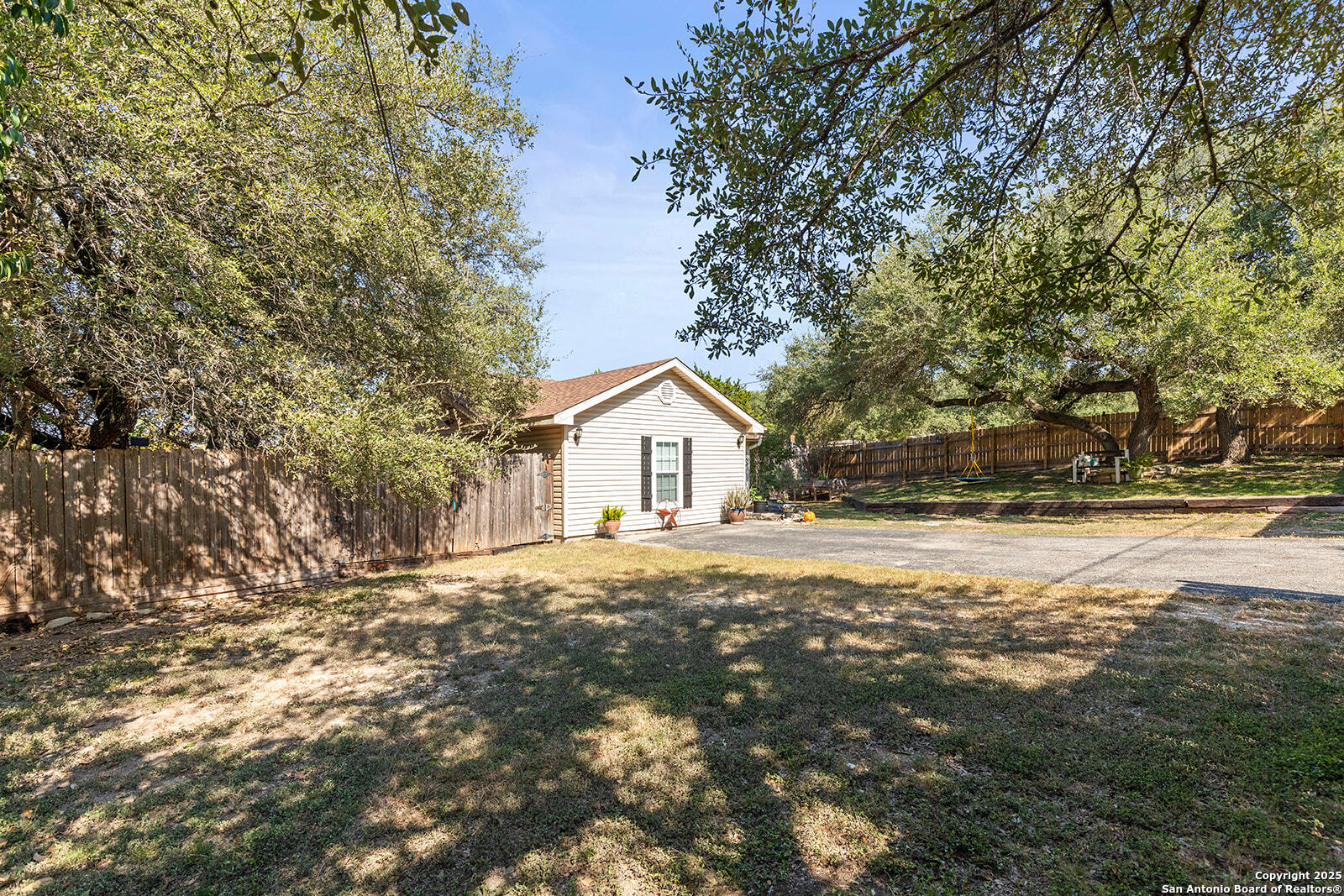 204 Lake Park