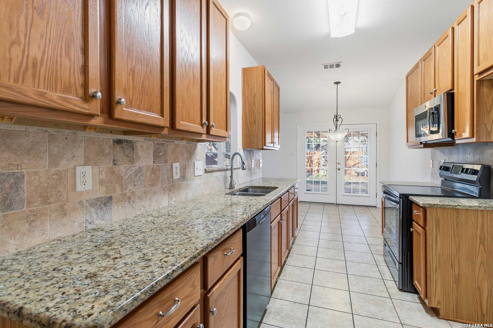 9947 Sandlet Trail