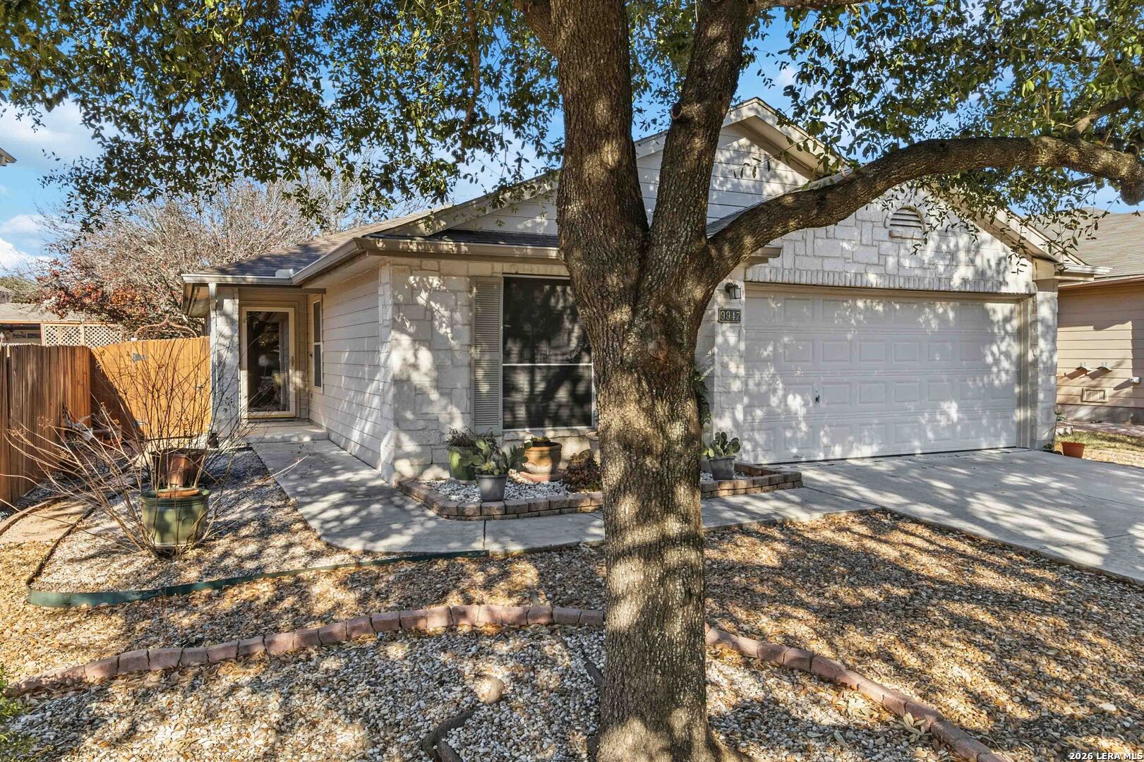 9947 Sandlet Trail