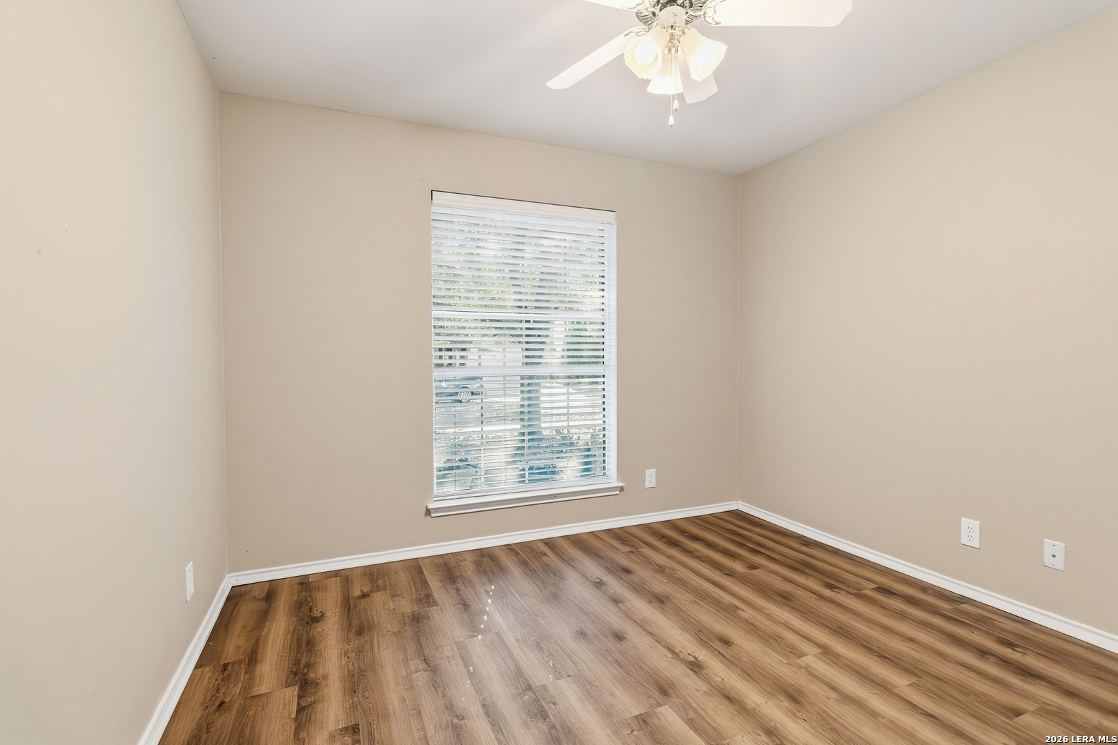 9947 Sandlet Trail