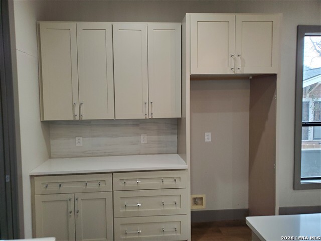 1132 W Mistletoe Unit: 102