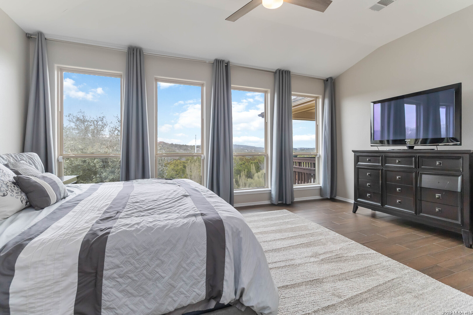 26215 Big Bluestem