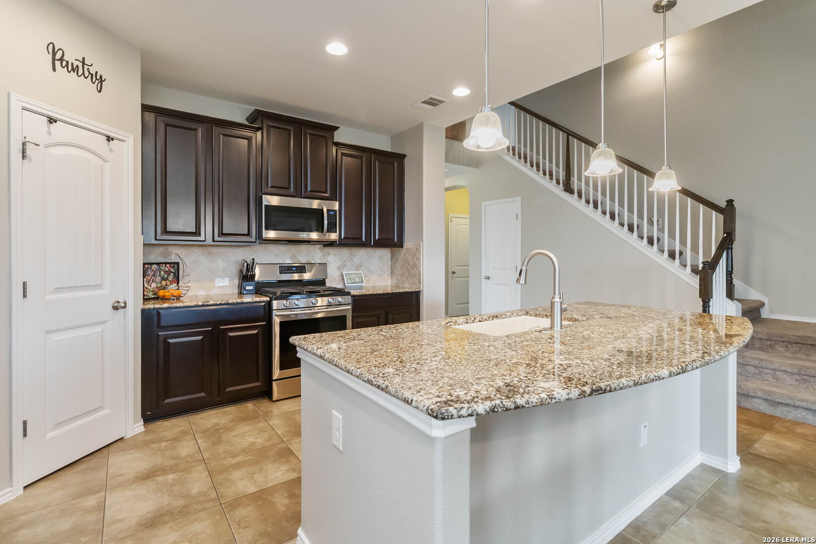 26215 Big Bluestem