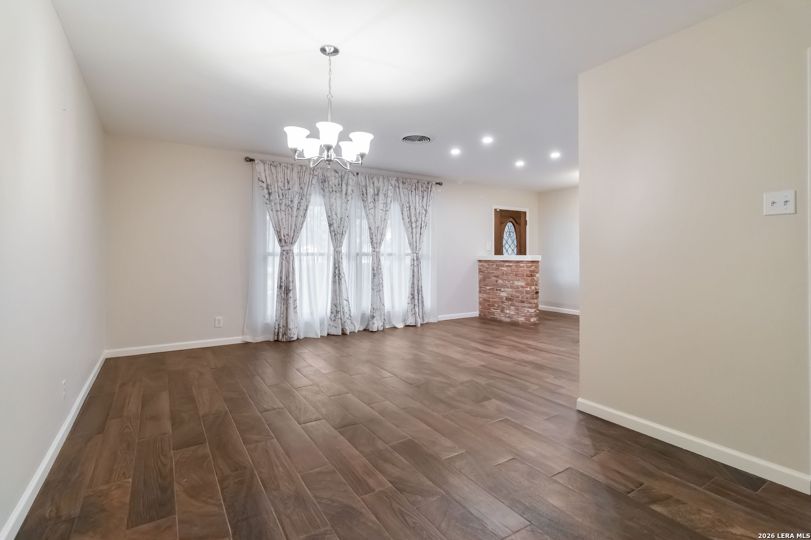 706 Susie Ct