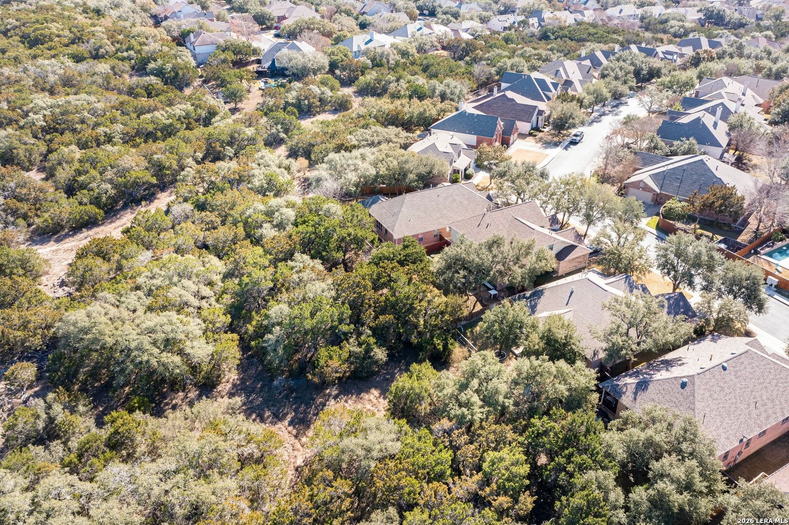 2811 Dason Ledge
