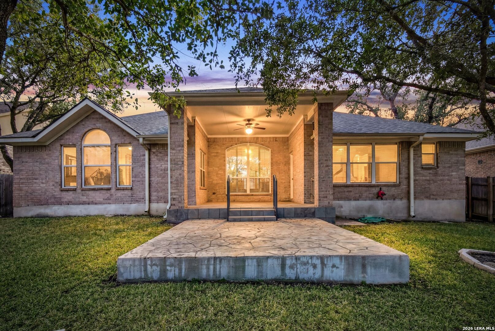 2811 Dason Ledge