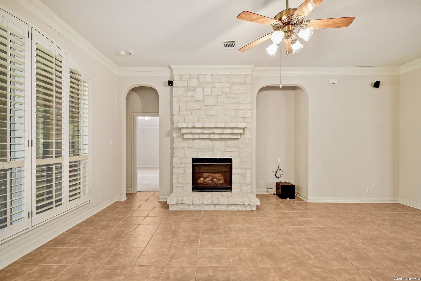 2811 Dason Ledge