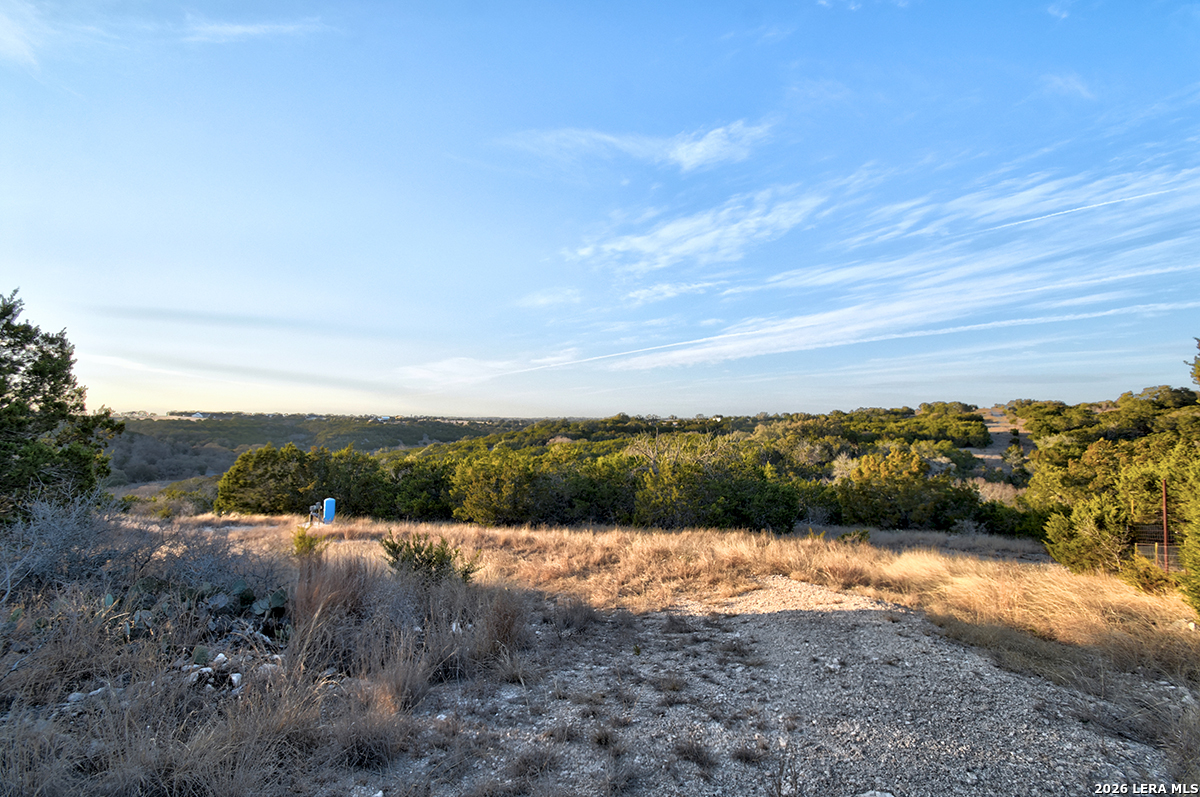 1045 S Shapen Springs