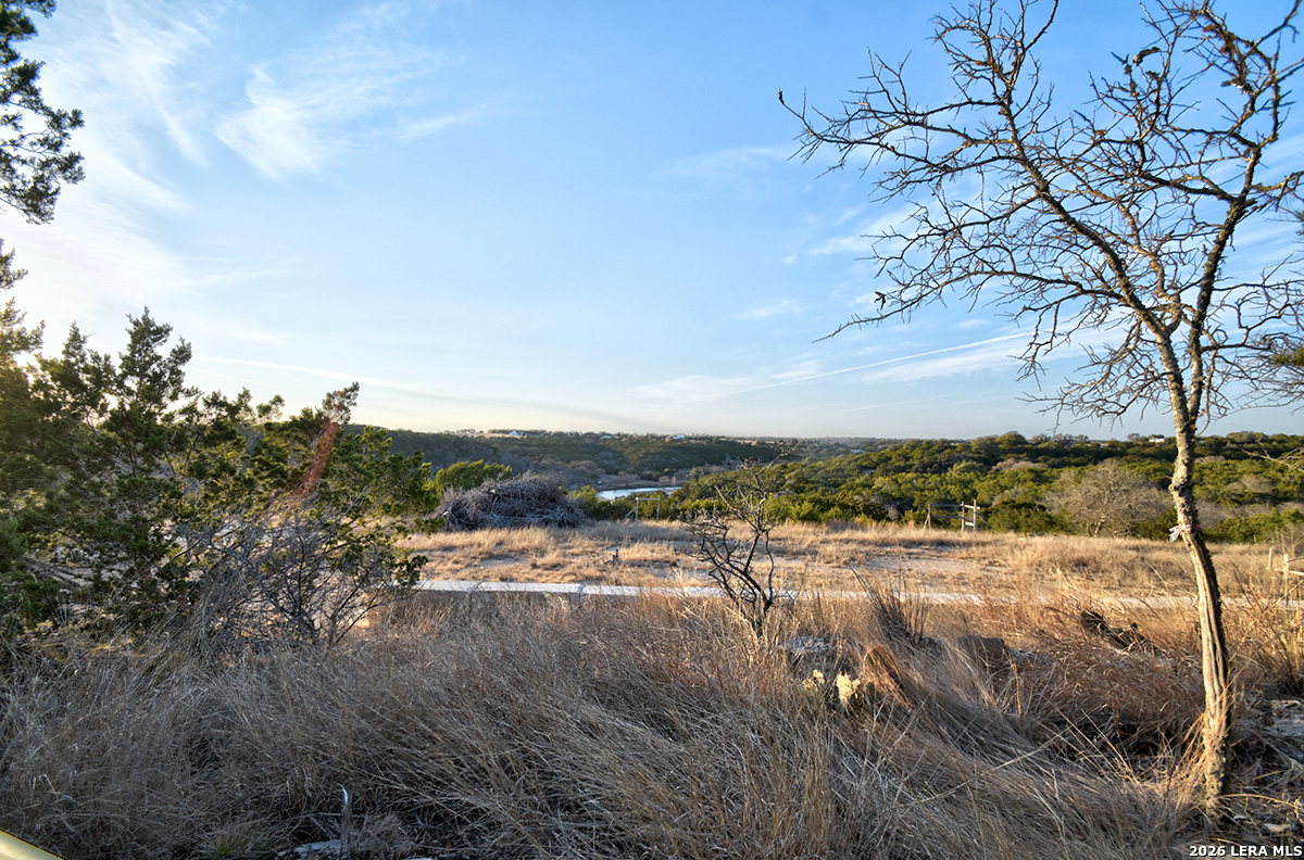 1045 S Shapen Springs