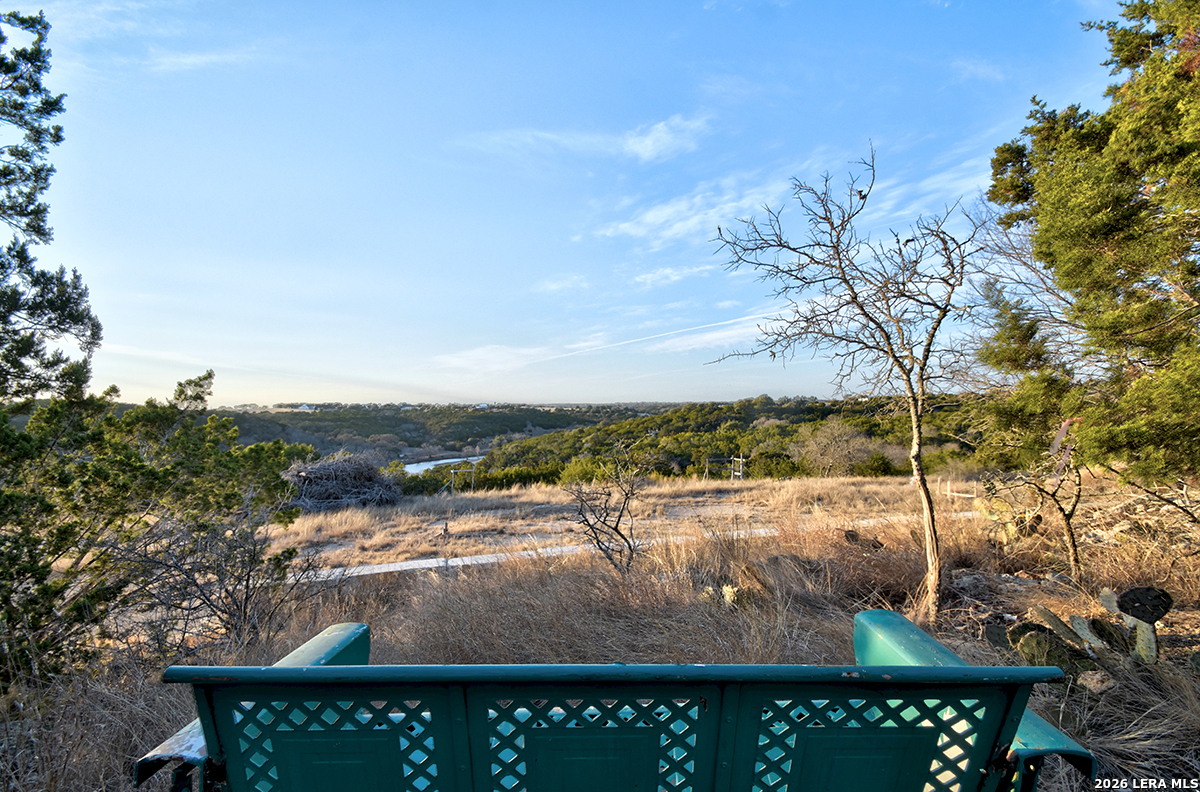 1045 S Shapen Springs