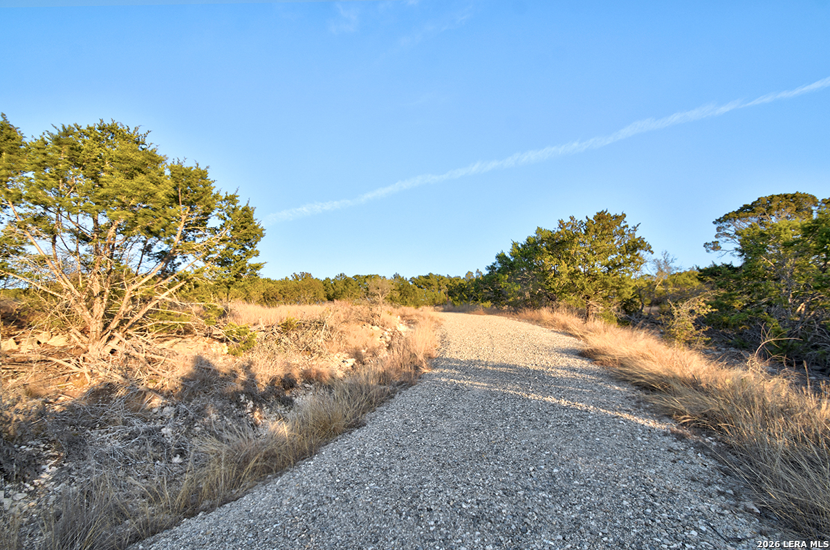 1045 S Shapen Springs