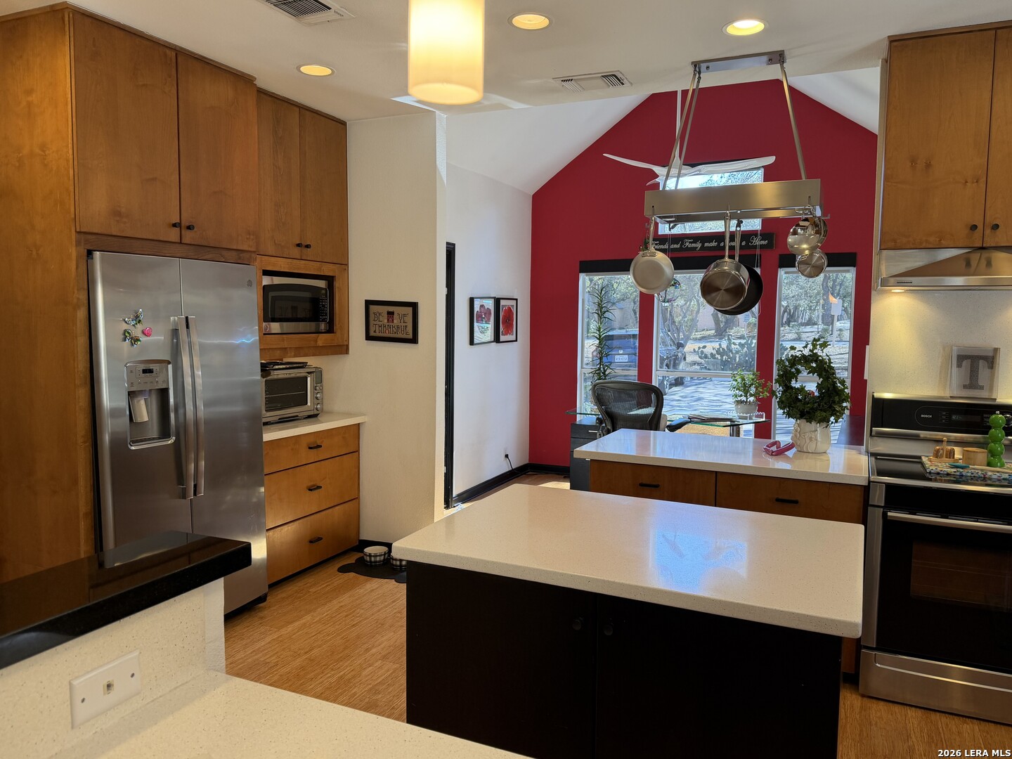 38 Oakwell Farms