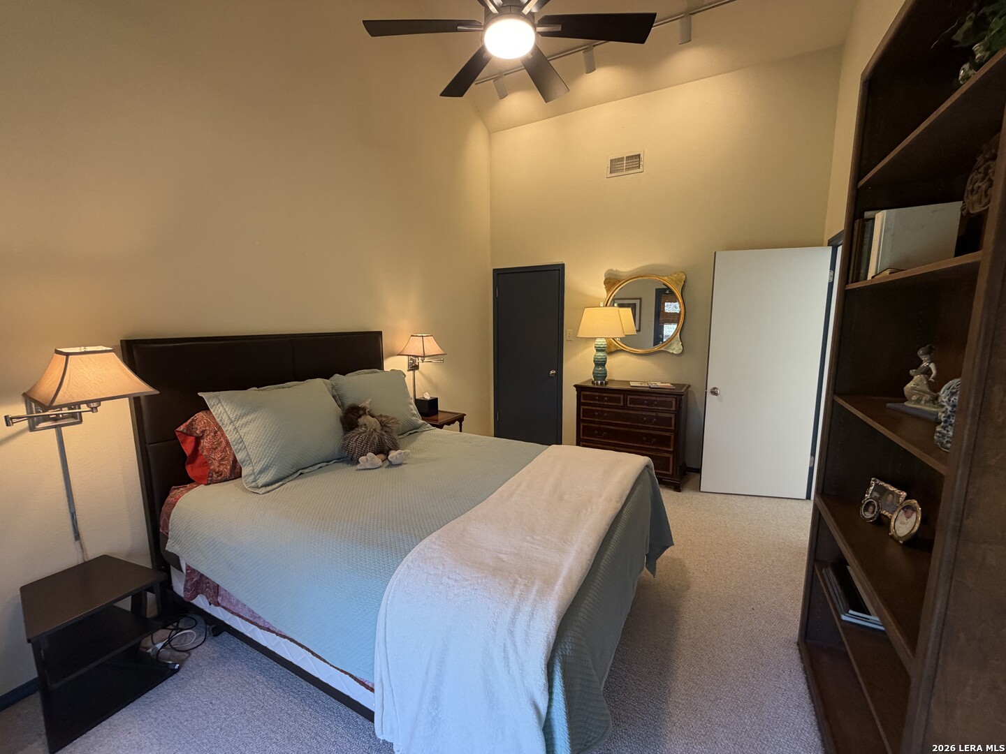 38 Oakwell Farms