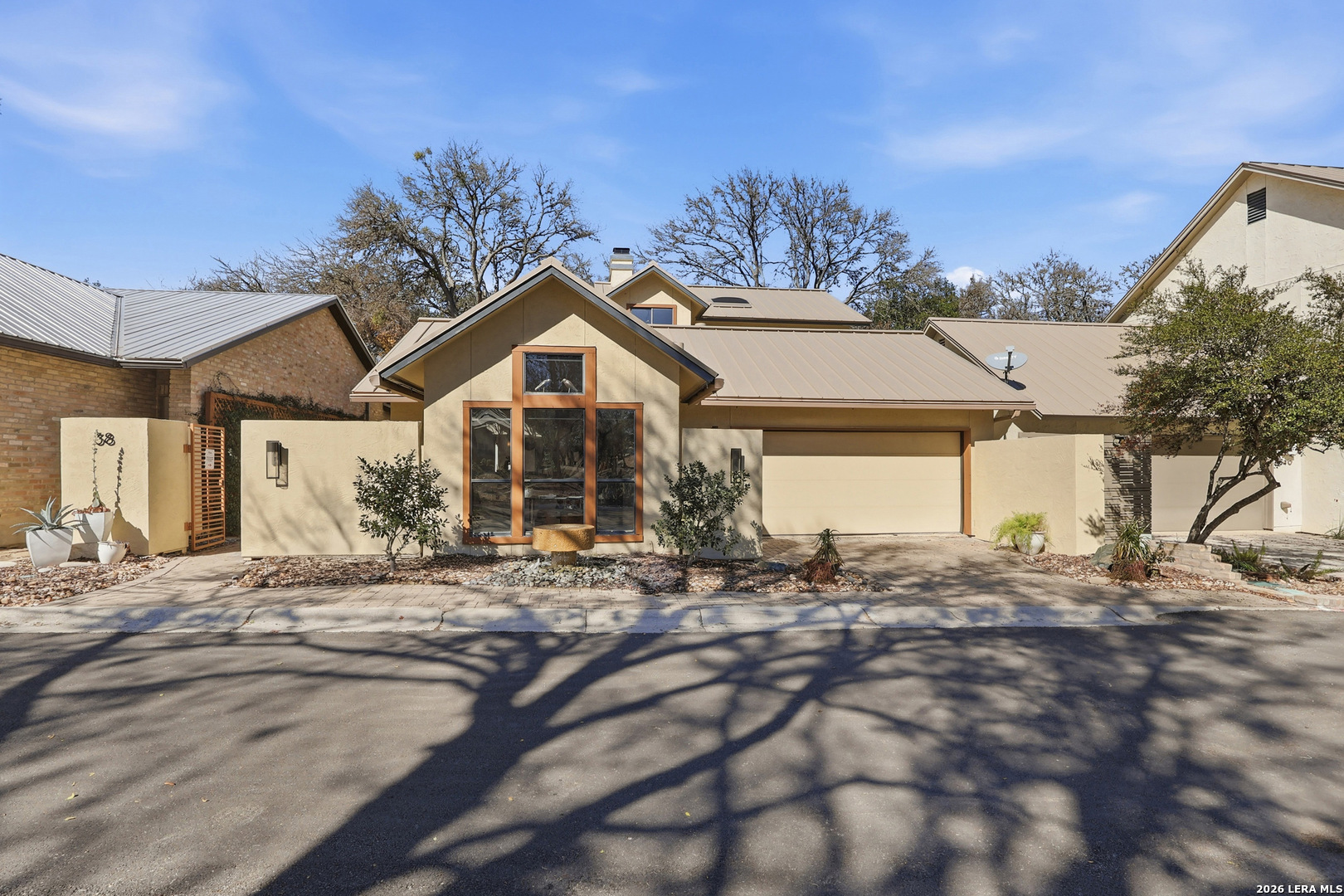 38 Oakwell Farms
