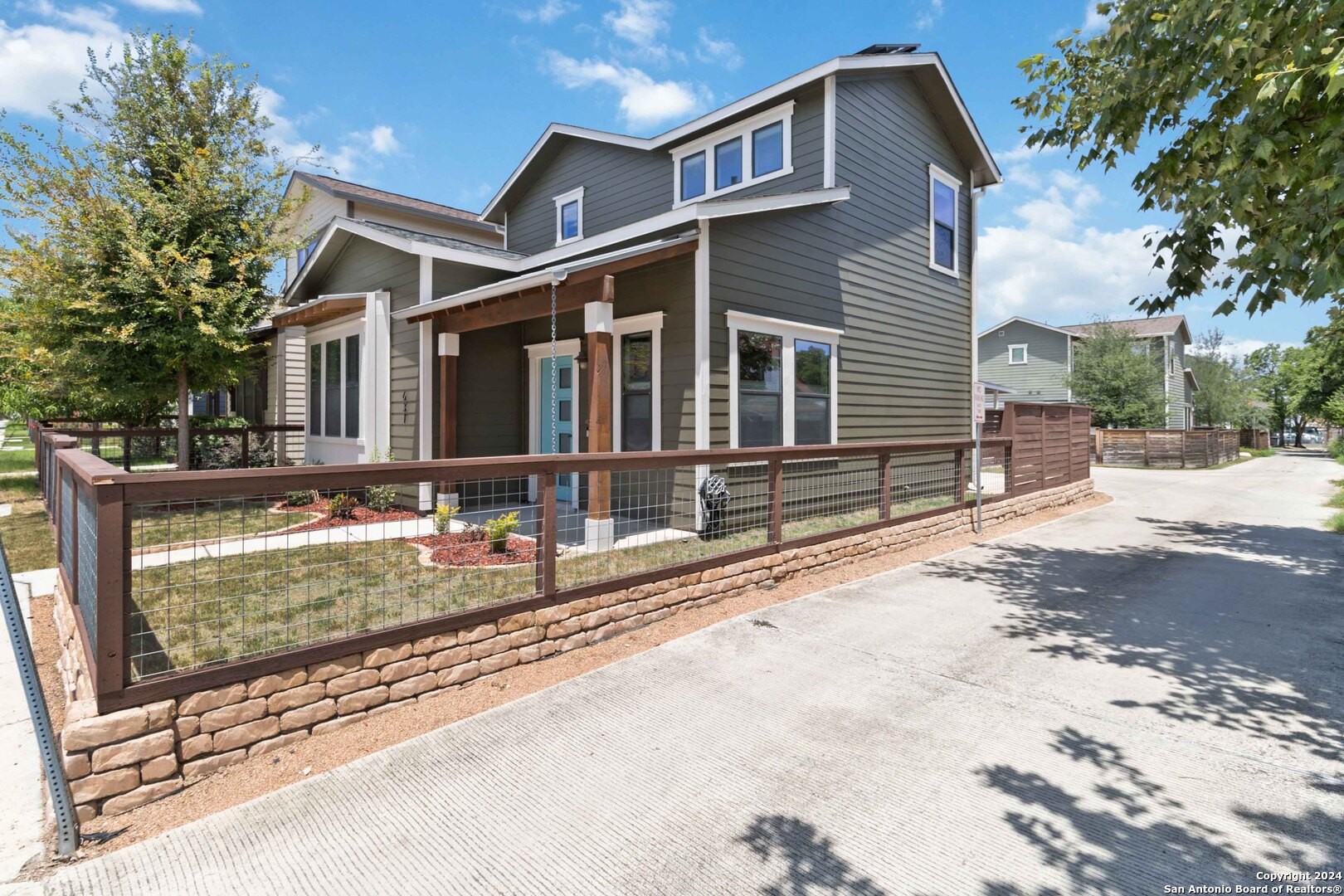 631 BURLESON