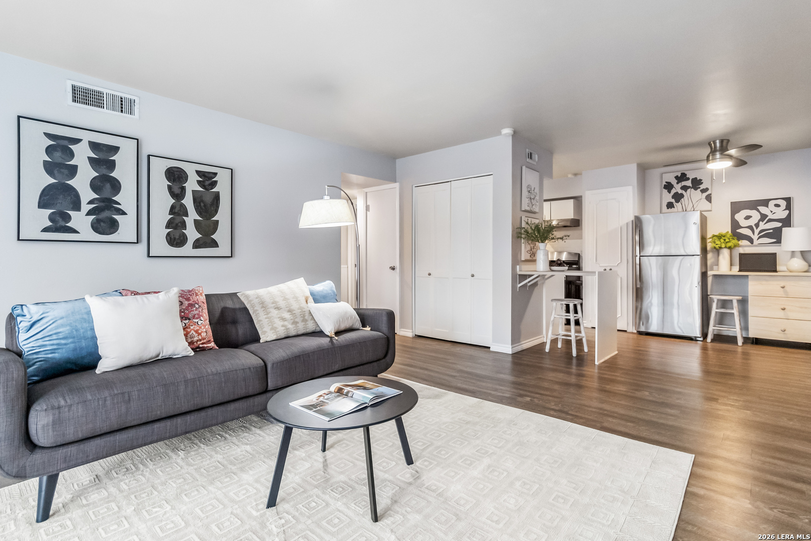 8038 Broadway Unit: 225L