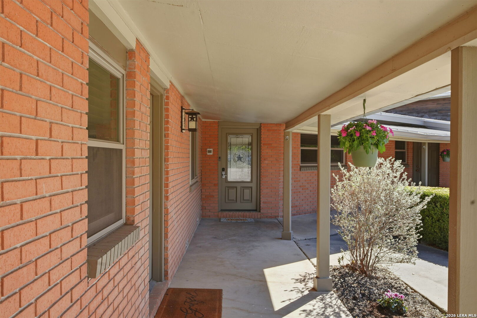 222 Herweck Dr