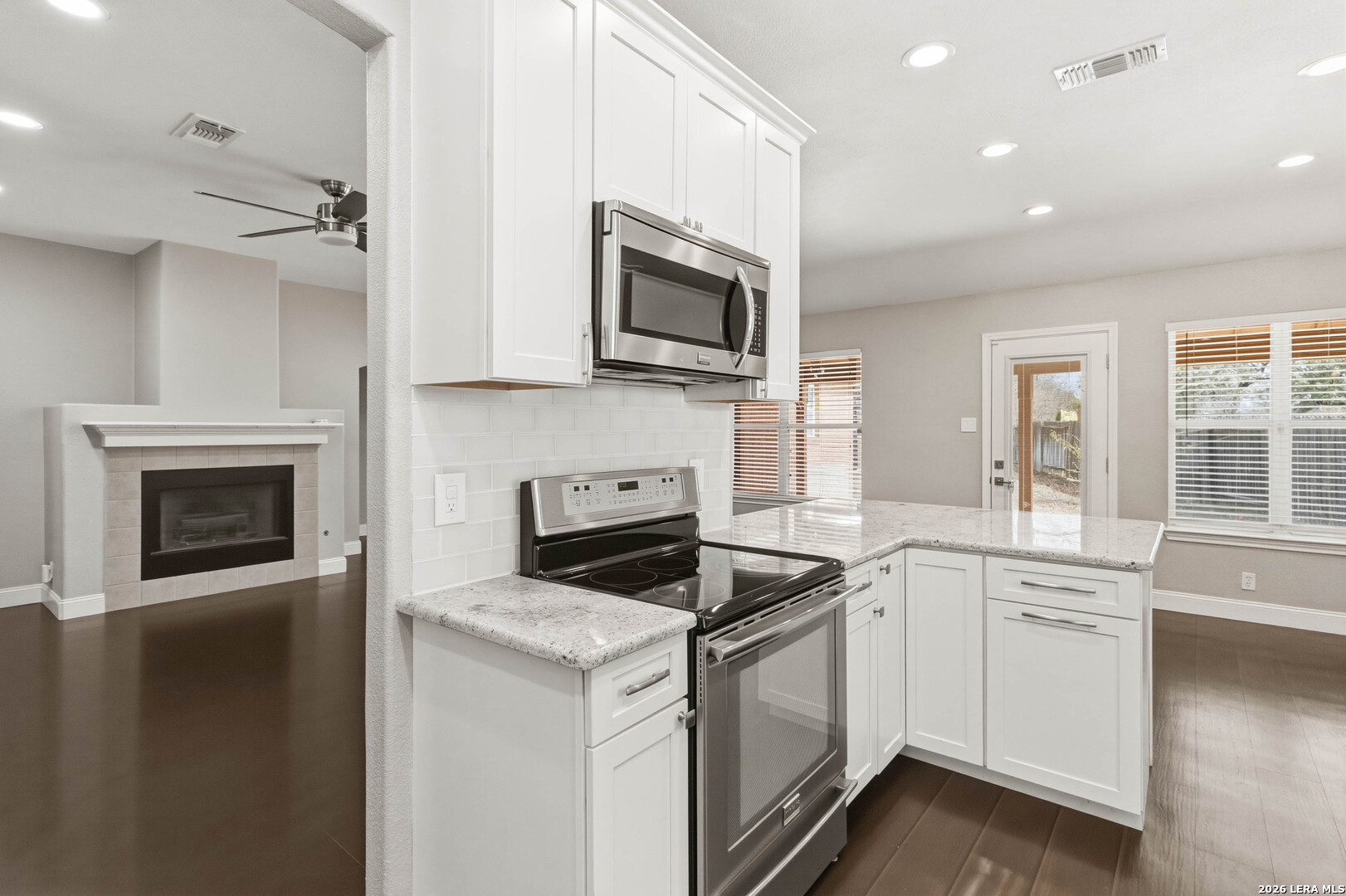 8106 Heritage Park