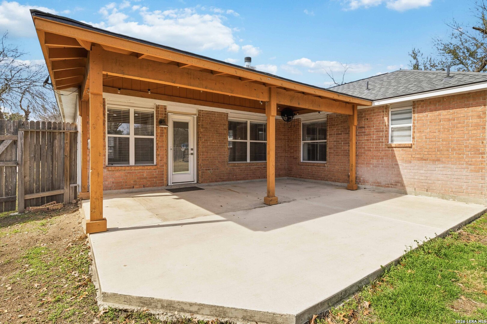 8106 Heritage Park