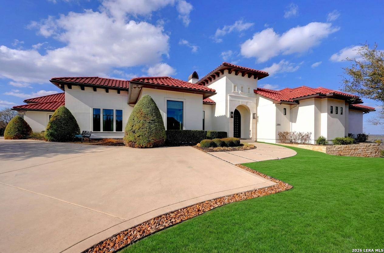 23510 Avila Ridge