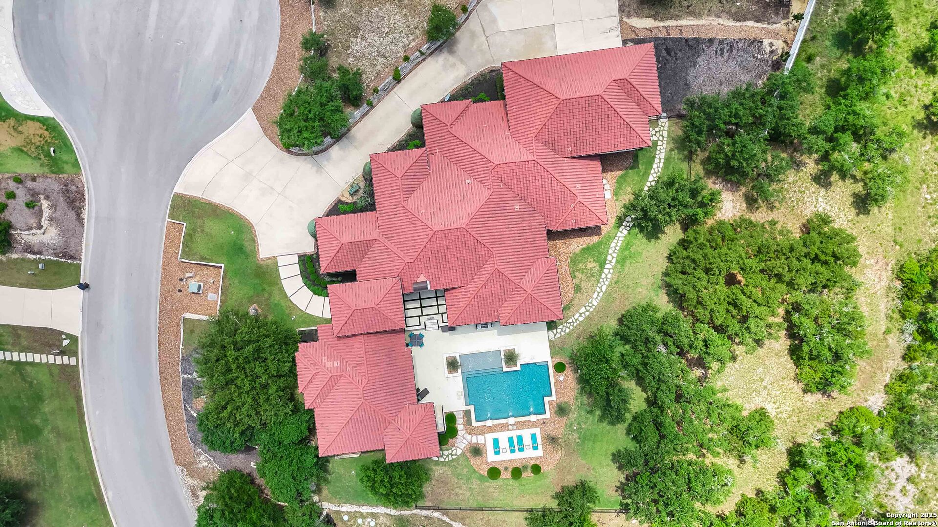 23510 Avila Ridge
