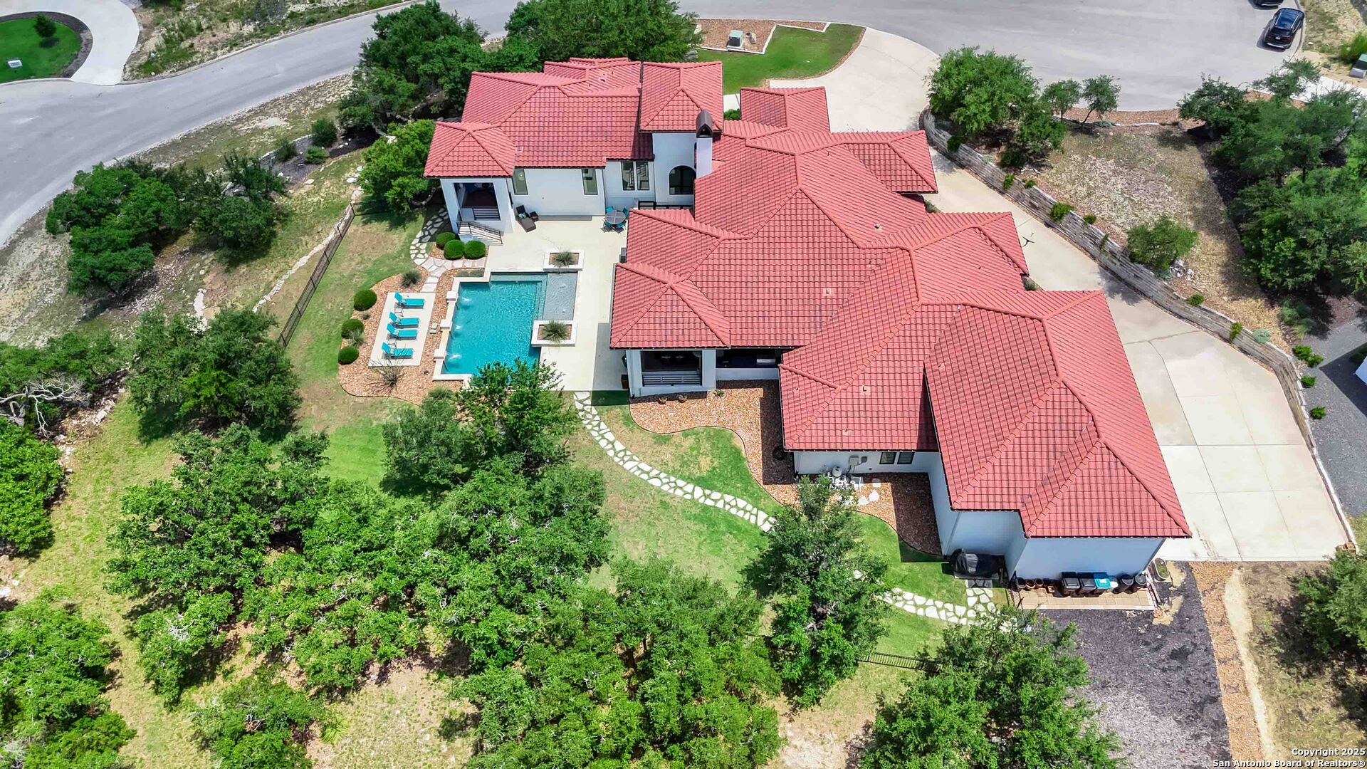 23510 Avila Ridge