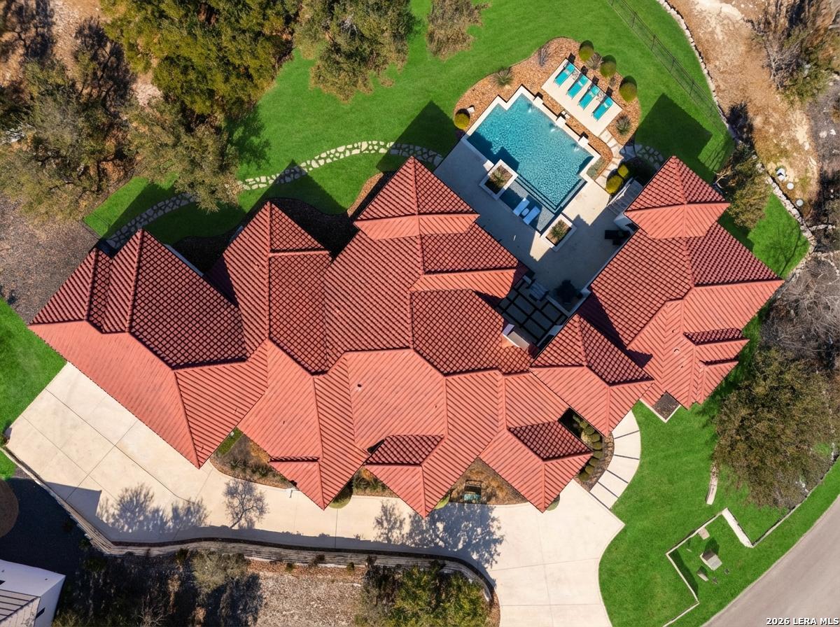 23510 Avila Ridge