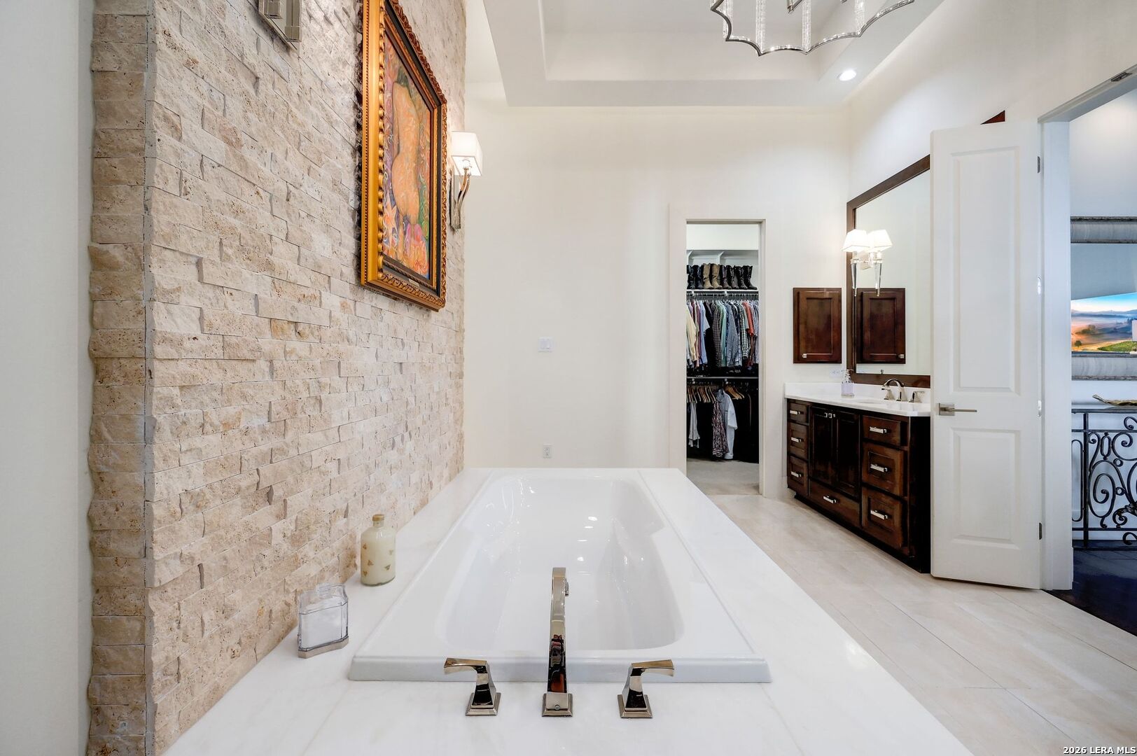 23510 Avila Ridge