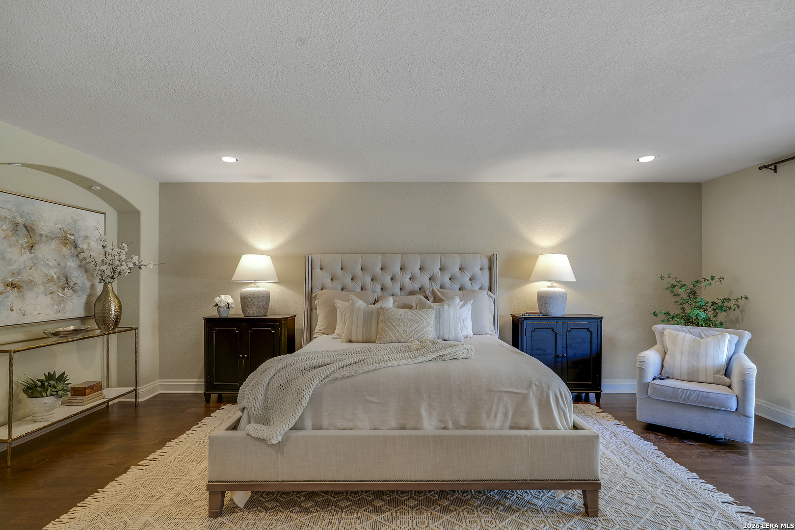 8555 Noble Lark