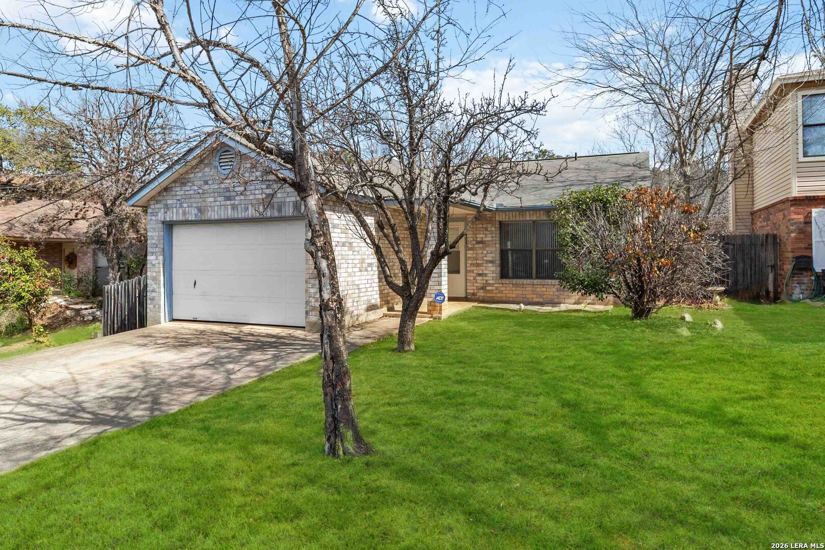 7467 Bluestone