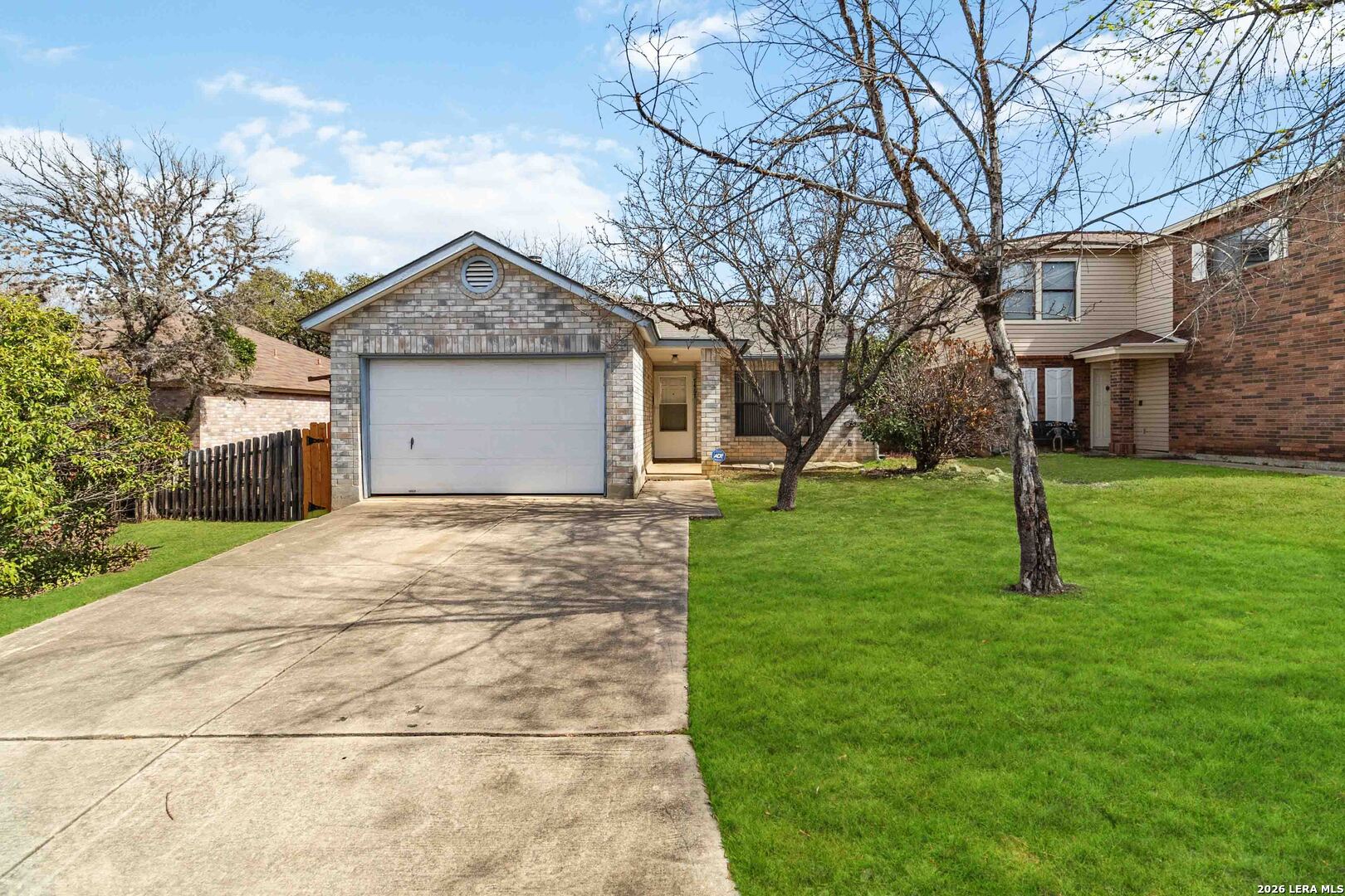 7467 Bluestone
