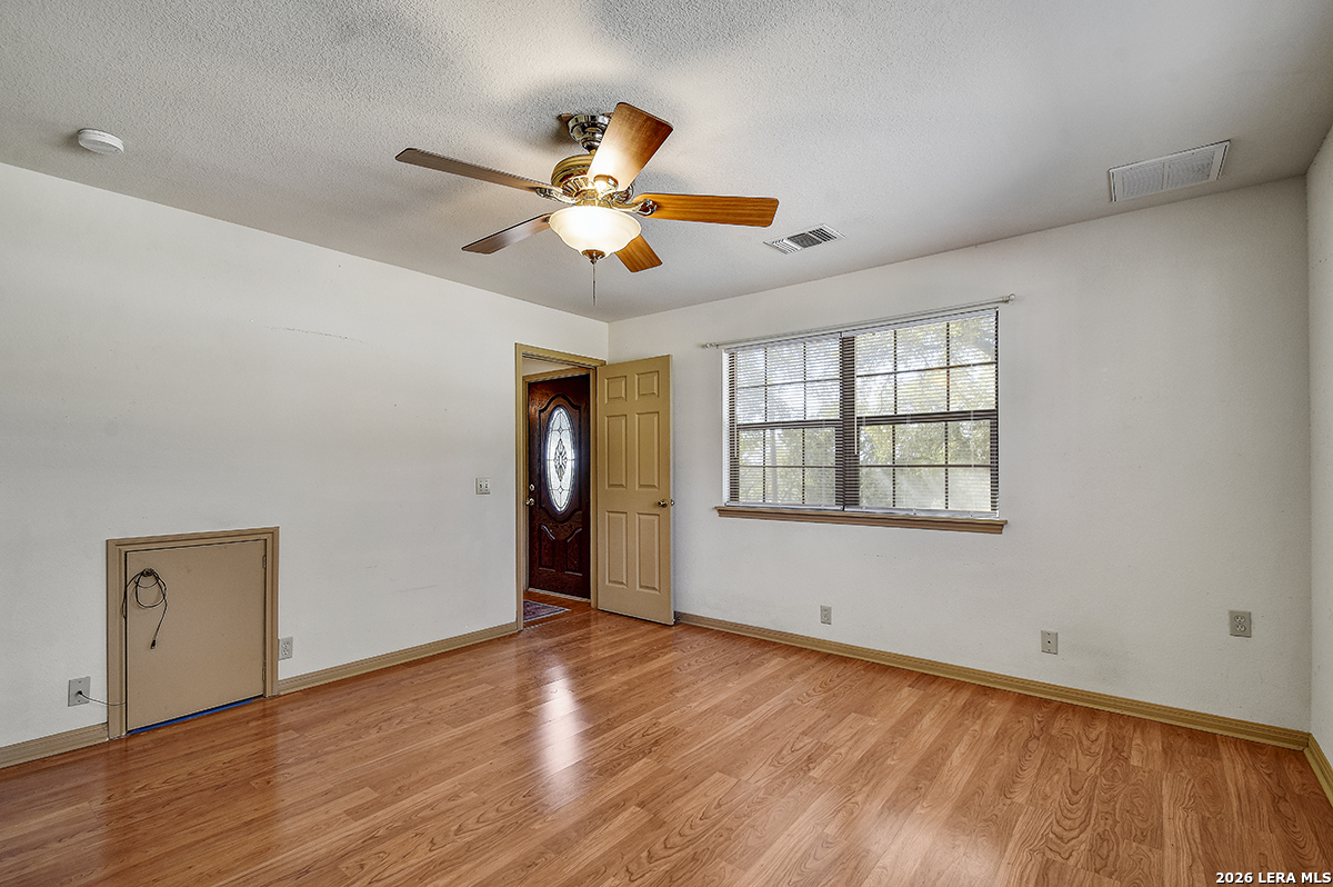 1009 Tanglewood
