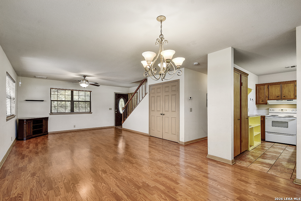 1009 Tanglewood