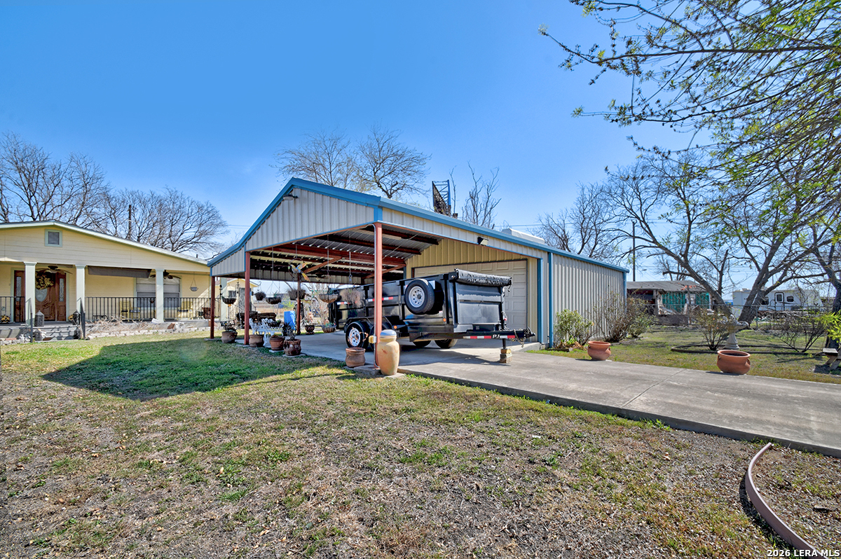2740 Churchill