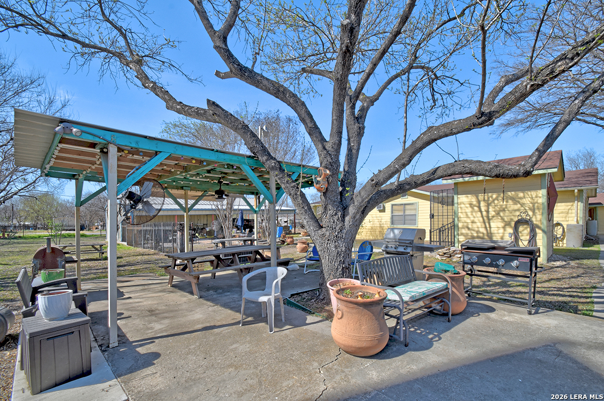 2740 Churchill