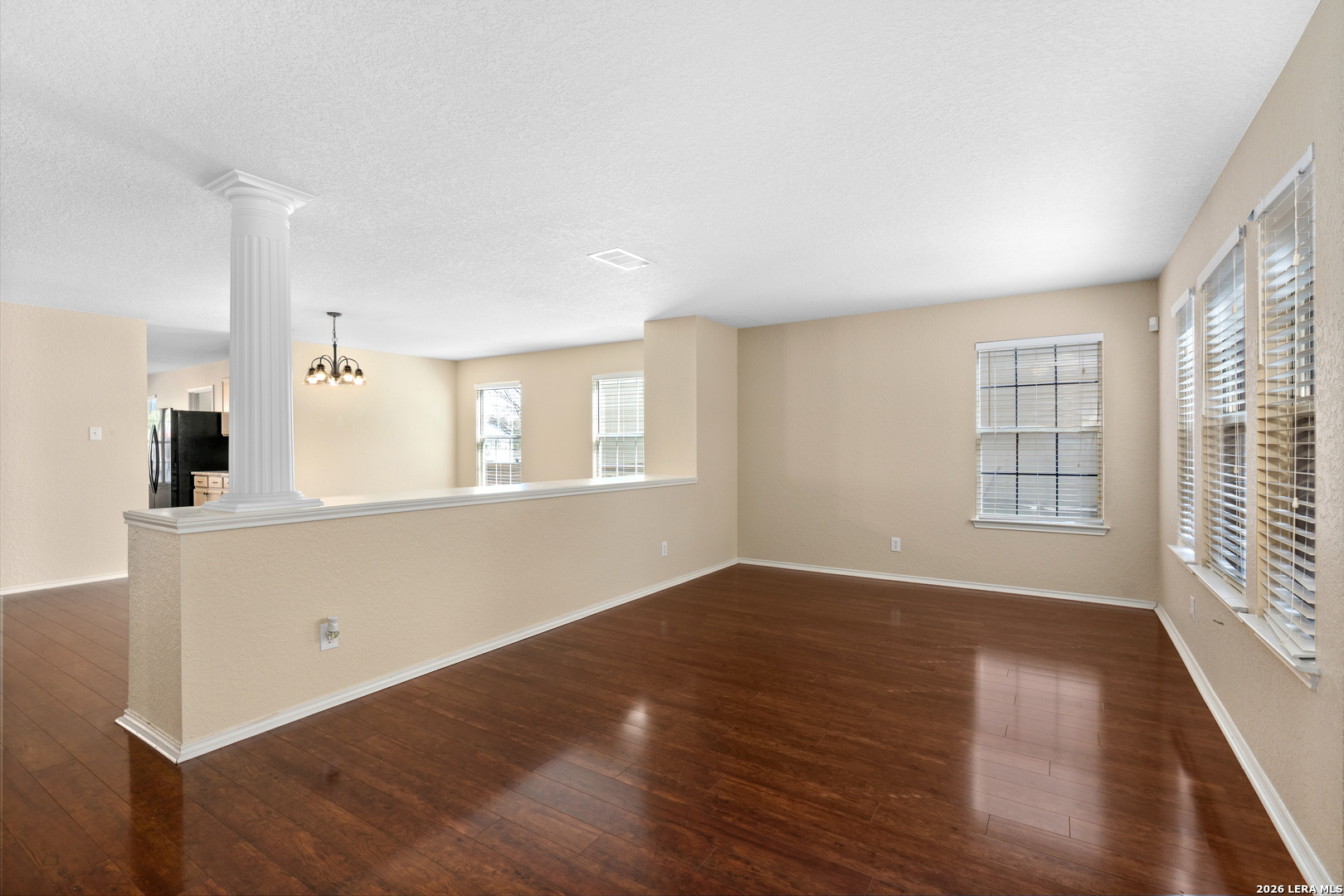 16734 Basin Oak