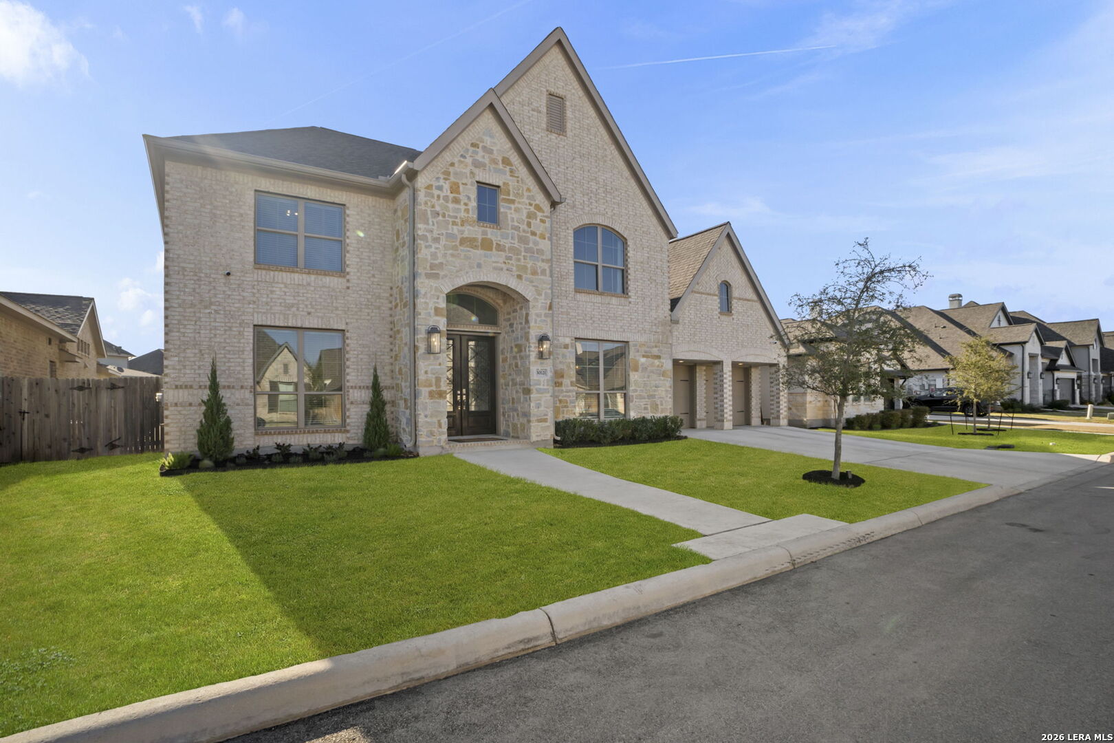 30121 Valley Run