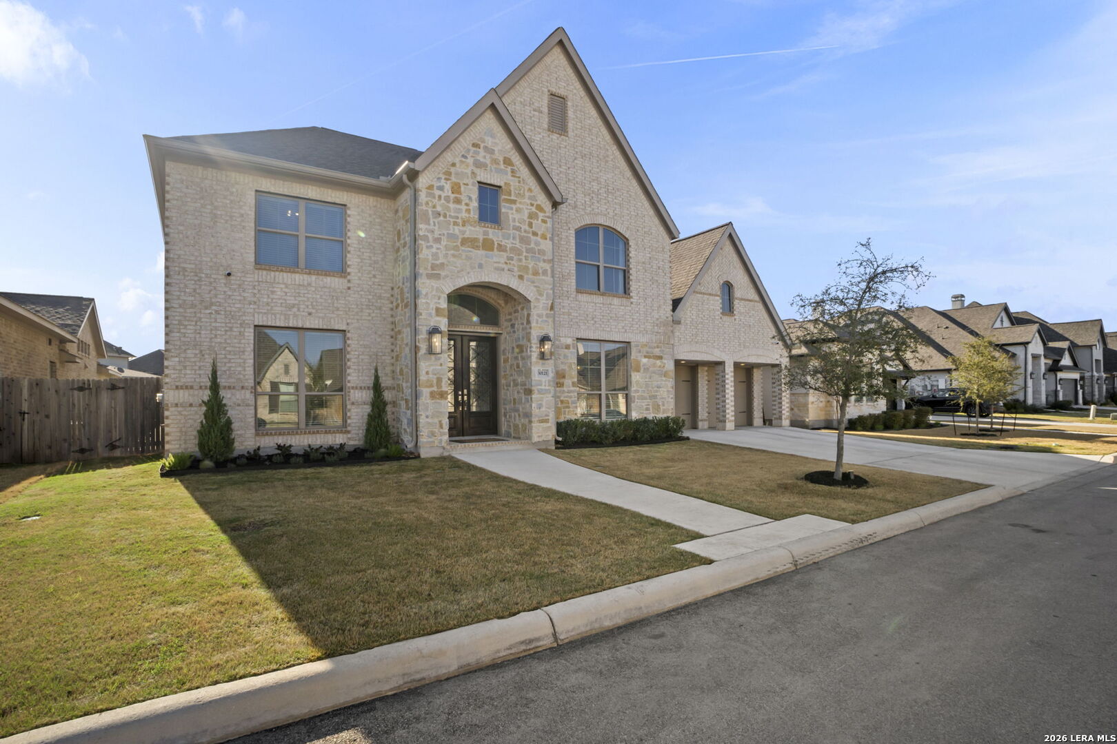 30121 Valley Run