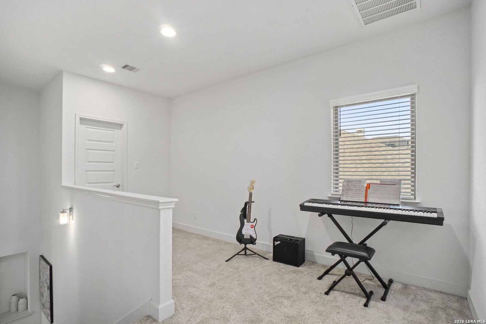 30121 Valley Run