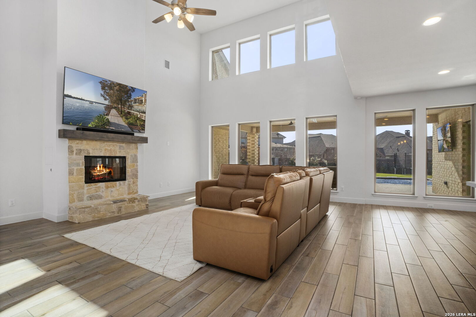 30121 Valley Run