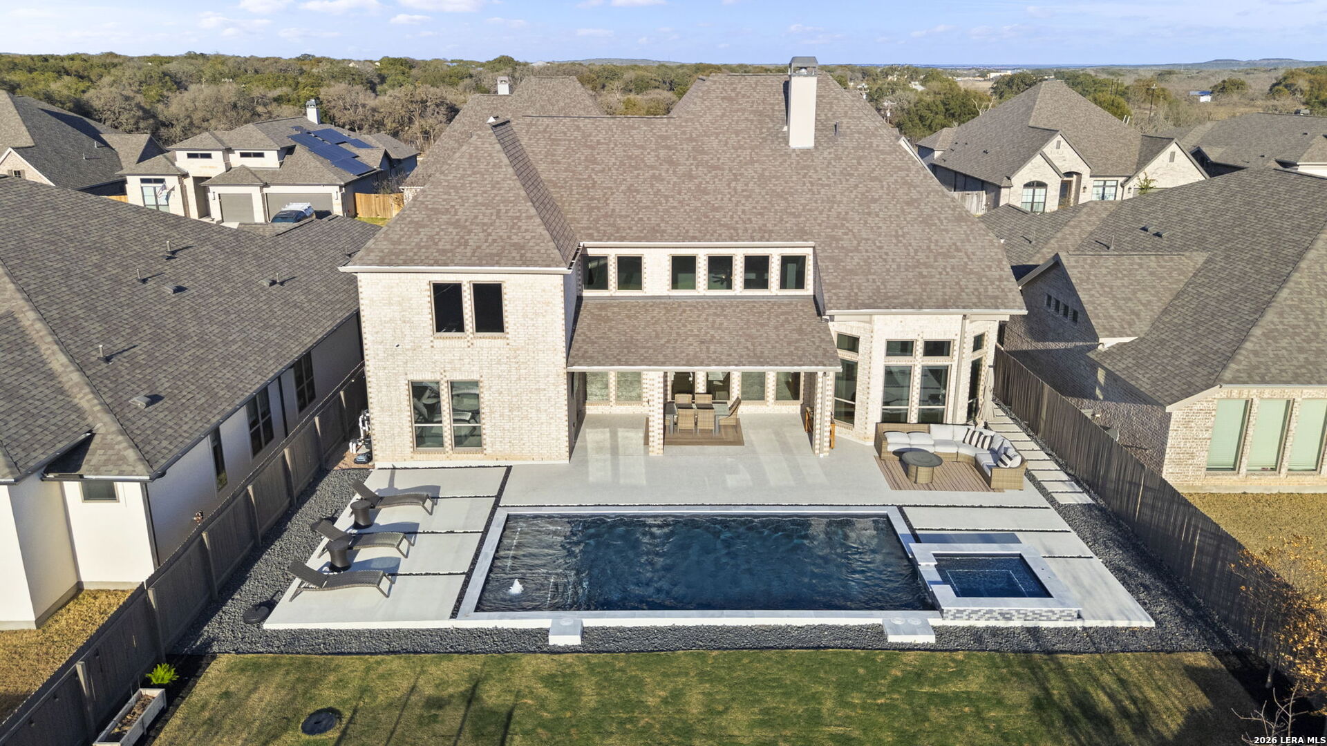 30121 Valley Run