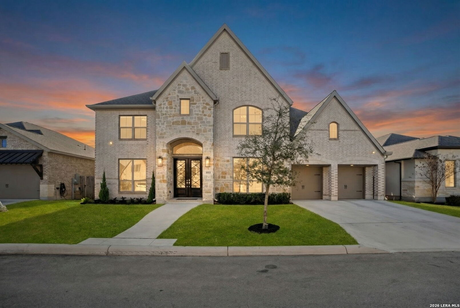 30121 Valley Run
